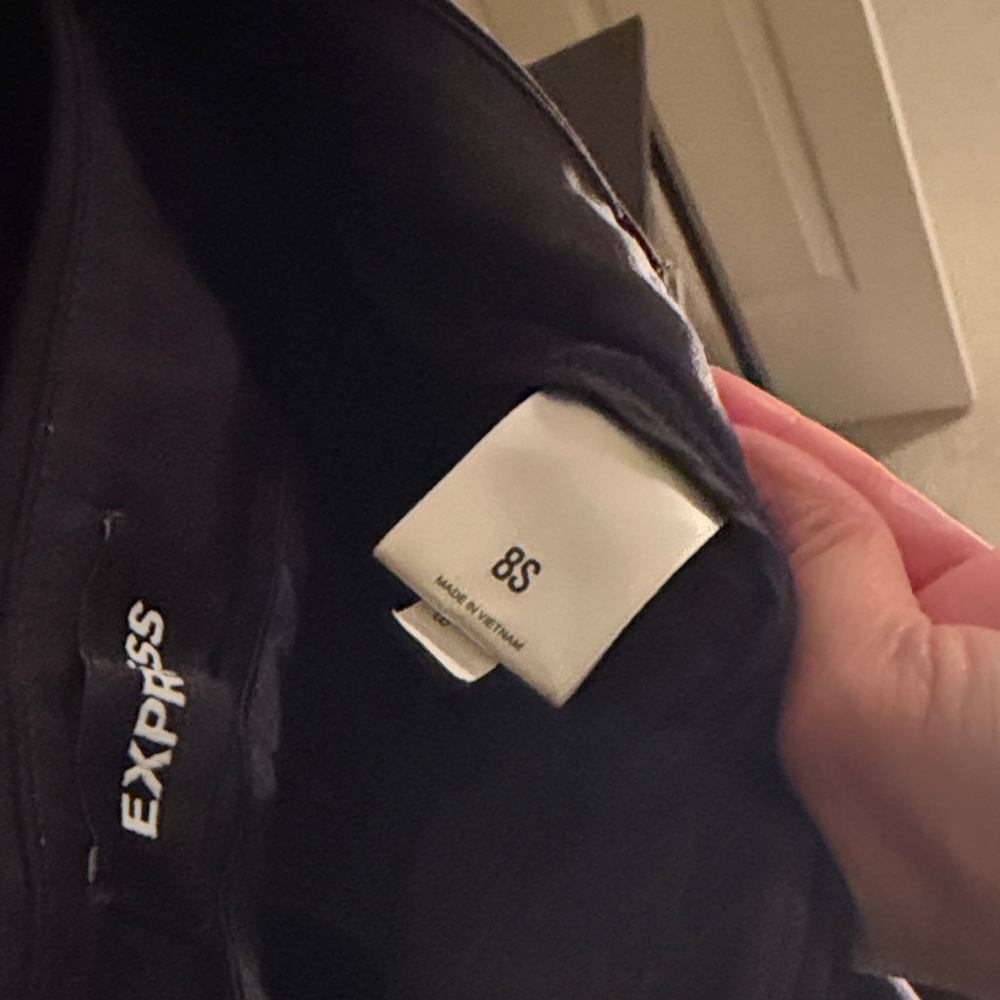 Express Black Ankle Pants - Picture 4 of 4